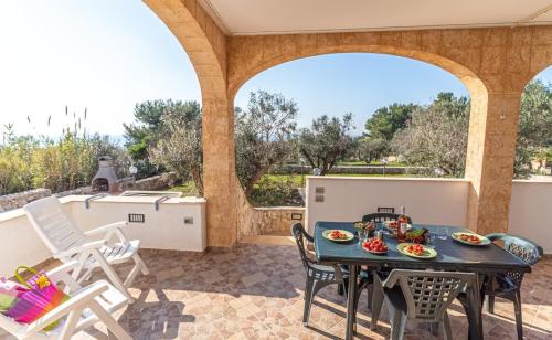 Balkón nebo terasa v ubytování Villa Exclusive Pescoluse by Salento Prime