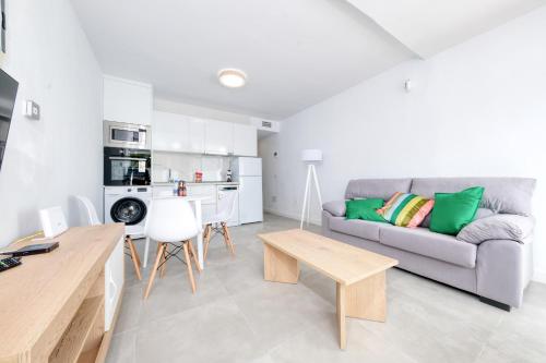 Puerto Perla 3 - 100M to the Beach By Lanzarote Vacation Homes