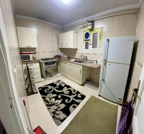 Kuchyň nebo kuchyňský kout v ubytování Seaside Apartment In Alexandria