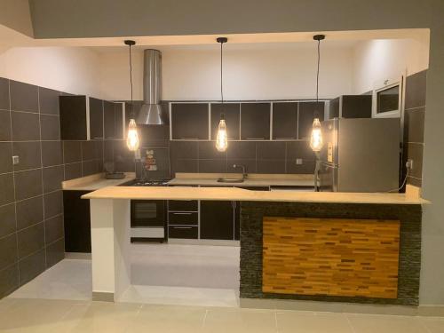 Η κουζίνα ή μικρή κουζίνα στο مجمع نوفولي