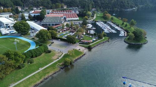 Foto La Rosa e la Spina - Casa indipendente con giardino - Dervio - Lago di Como 6
