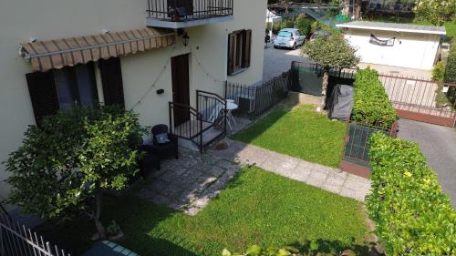 Galería fotográfica de La Rosa e la Spina, Independent & Rustic Garden Villa, 300m from Lake Como en Dervio