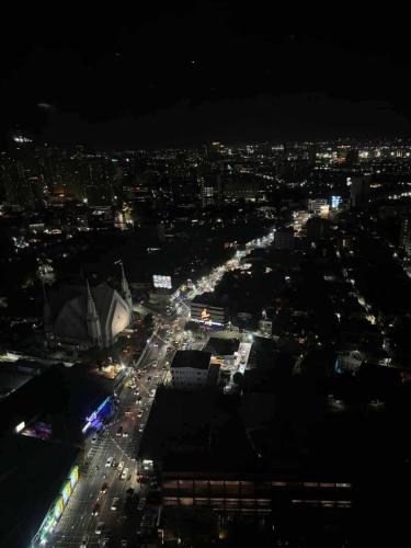 Άποψη από ψηλά του Horizons101 Condo