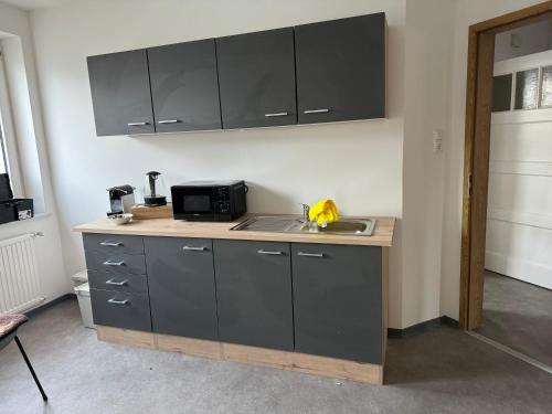 Fotografie z fotogalerie ubytování Monteur Budget-Ferienhaus in Hof, stadtnähe v destinaci Hof