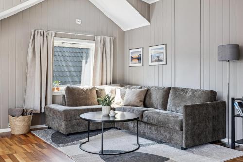 Χώρος καθιστικού στο Warm and Charming city centre apartment in Tromsø