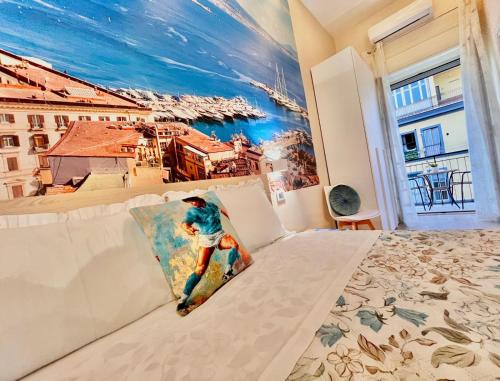 a bedroom with a mural of a man on a skateboard at Arenaccia House Naples Center Welcome Wine in Naples