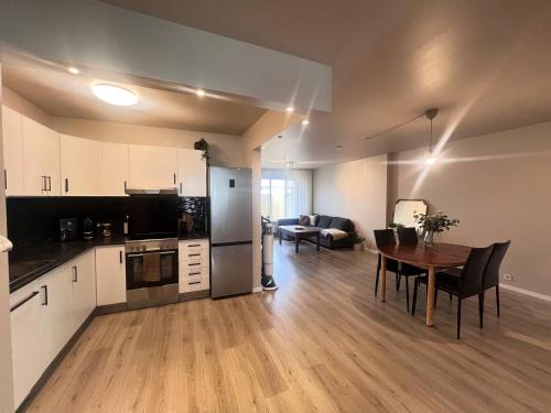 Gallery image of Kozy place in Reykjavik with a lake view in Reykjavík