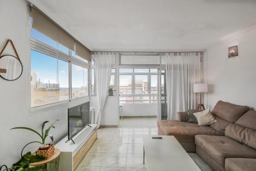 Leo's House Las Canteras 1BR