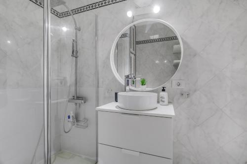 Leo's House Las Canteras 1BR