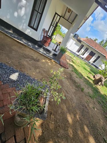 Gambar di galeri bagi Charitha Rest di Ampara