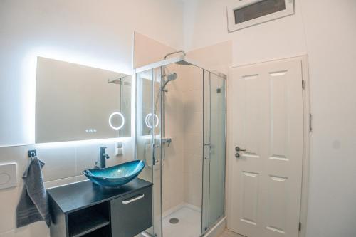 Koupelna v ubytování NEW! Exceptional design loft in a TOP location