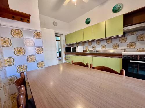 3 bedrooms apt, Wifi, near MilanoFiori by Kibilù Affitti Brevi