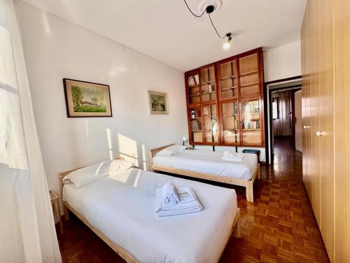 3 bedrooms apt, Wifi, near MilanoFiori by Kibilù Affitti Brevi