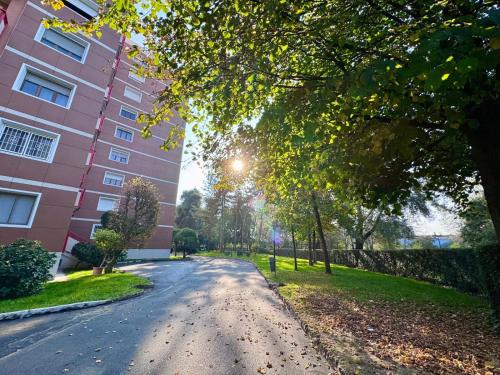 3 bedrooms apt, Wifi, near MilanoFiori by Kibilù Affitti Brevi