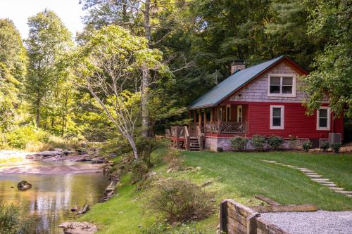 Gallery image of Elk River Fish Lodge at Eagles Nest in Banner Elk