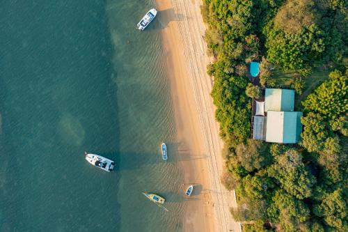 Casa Karibu at Santa Maria Machangulo Mozambique