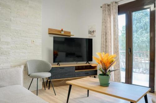 Central Pearl Thessaloniki Private Parking & Metro