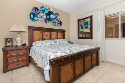 Ένα ή περισσότερα κρεβάτια σε δωμάτιο στο Sonoran Sky