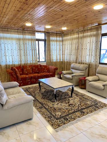 City View Rooftop Apartment Amman