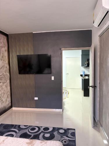 Μια τηλεόραση ή/και κέντρο ψυχαγωγίας στο Sion