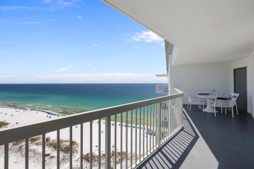 Pelican Beach Resort by Colasan photo 151