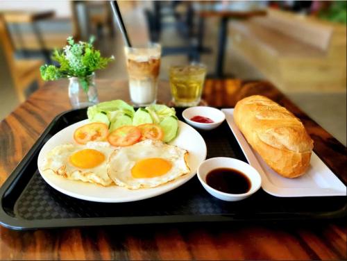 Đồ ăn tại/gần nhà nghỉ nhỏ