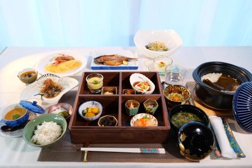 Jídlo v hotelu nebo okolí