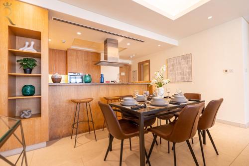 Gallery image of 1BR with Balcony in St Regis Residences in Abu Dhabi