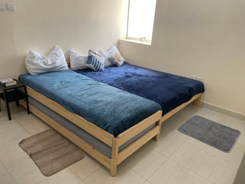 Postel nebo postele na pokoji v ubytování Ladies only Feel like at home, among sisters