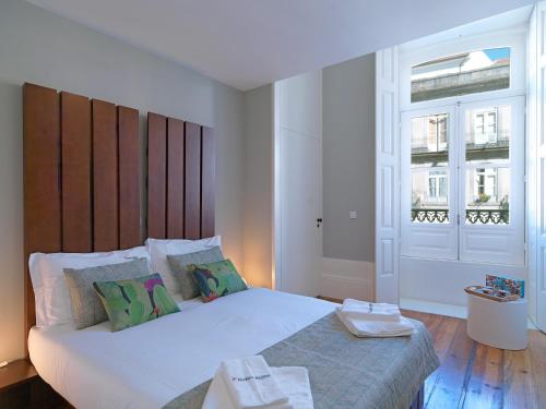 FLH Porto Portuguese Apartments