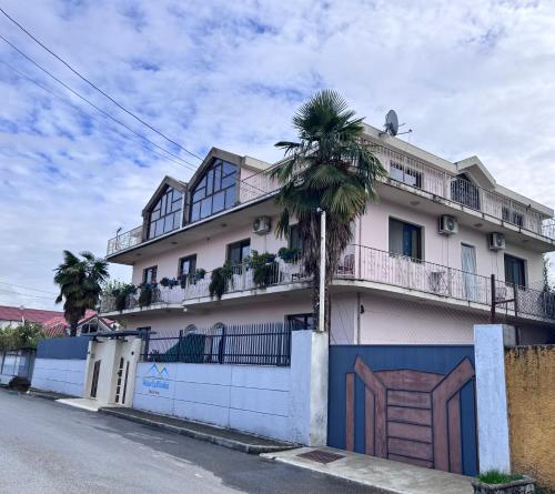 Blissful Hostel Family and Cozy Rooms
