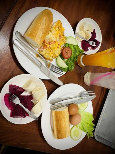 Jídlo v hotelu nebo okolí