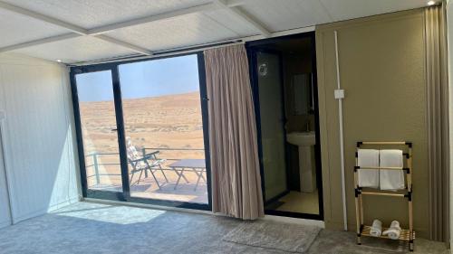 Ein allgemeiner Bergblick oder ein Berglick von des Hotels aus