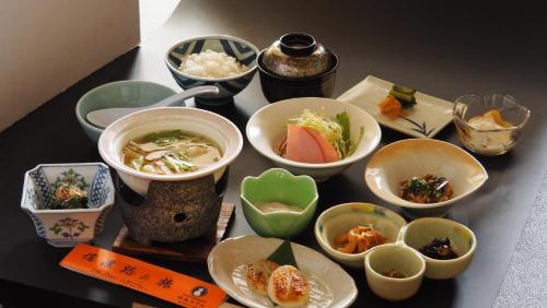 Φαγητό σε αυτό το ryokan ή κάπου εκεί κοντά