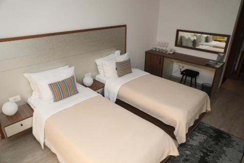 Paint It Black Hotel & Spa — Bedroom