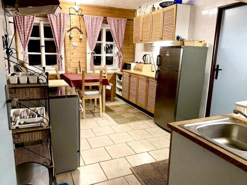 Køkken eller tekøkken på Horská chalupa Rychnovská bouda u skiareálu