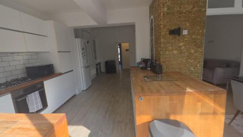 صورة لـ Superb luxury stay Croydon London في Thornton Heath