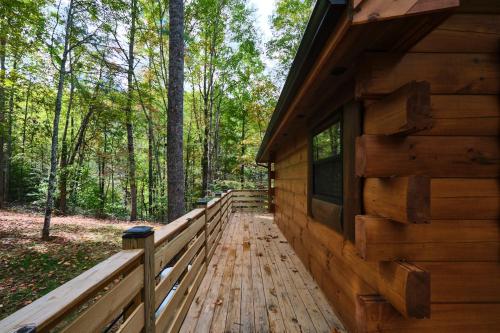 Emerald Forest! Romance, Luxury and nature mins to PF and GB photo 36