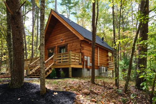 Emerald Forest! Romance, Luxury and nature mins to PF and GB photo 8