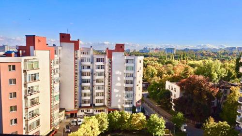 Pemandangan umum bagi Chişinău atau pemandangan bandar yang diambil dari apartmen