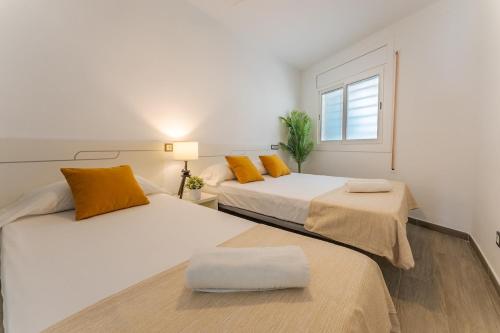 Beachfront Apartment with Sea View AC WiFi - Cambrils "Apt 208"