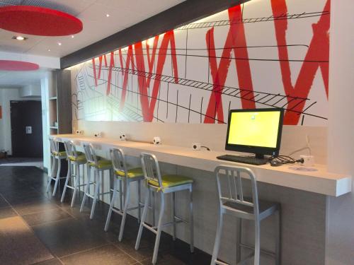 Μια τηλεόραση ή/και κέντρο ψυχαγωγίας στο ibis Styles Romans-Valence Gare TGV