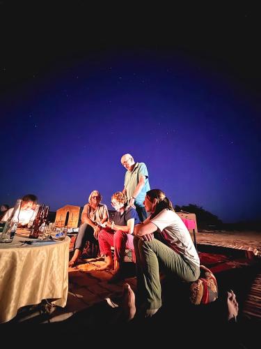 Gallery image of Camp Sahara Holidays in Mhamid