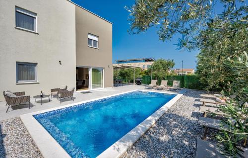 Gorgeous Home In Vodnjan With Sauna