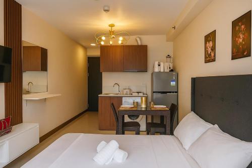 Kuchyň nebo kuchyňský kout v ubytování Luxury poolview condo with pool access!