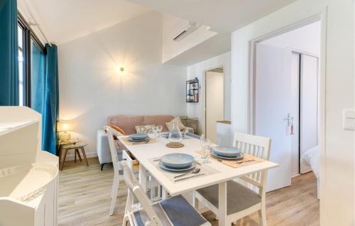 Χώρος καθιστικού στο Maison Accès Plage Direct