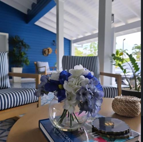 Χώρος καθιστικού στο Sonador River, Peace Retreat, Mountain, Pool