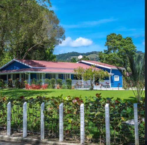 Κήπος έξω από το Sonador River, Peace Retreat, Mountain, Pool