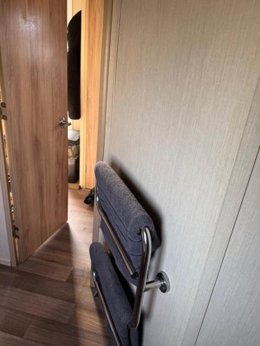 スキップシーにあるSteph's Havenの椅子