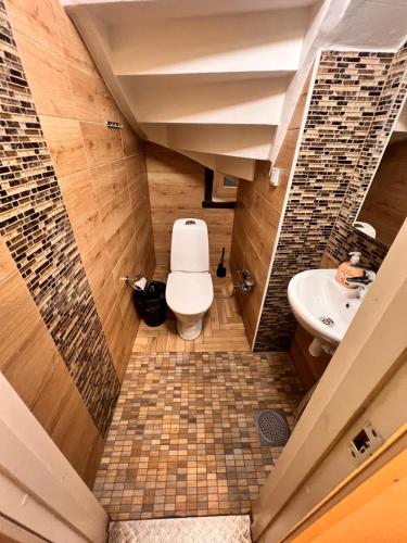 Koupelna v ubytování FF Accomodation